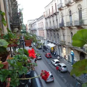 https://gli-appartamenti-di-palazzo-umberto-i.sicilyhotelsitaly.net