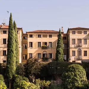 Le 33 Italien